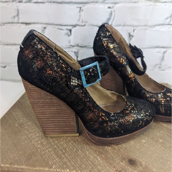 Feud Britannia Handmade shoes Snakeskin print chucky wedge style 6 mary janes - Picture 1 of 10